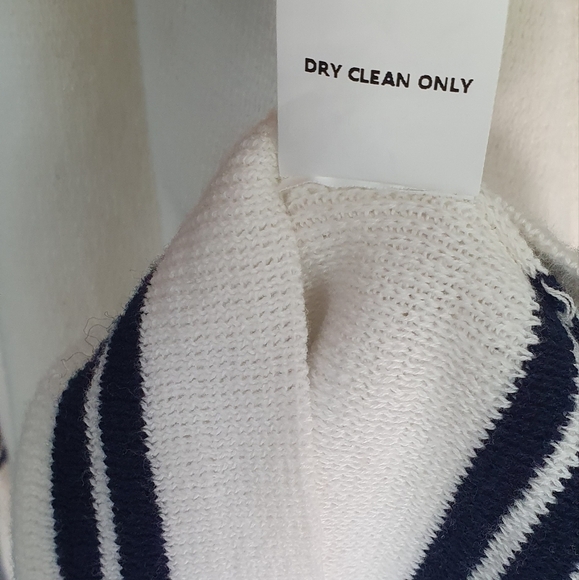 WILD HONEY Sweater Cold Shoulders White Navy Womens Sz S Nautical Charm Preppy - Picture 9 of 9